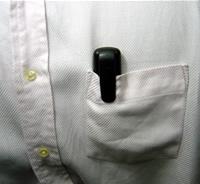 TVで高画質ハイビジョン再生可能！胸ポケット装着式小型ビデオカメラ【CN-067HD】装着図